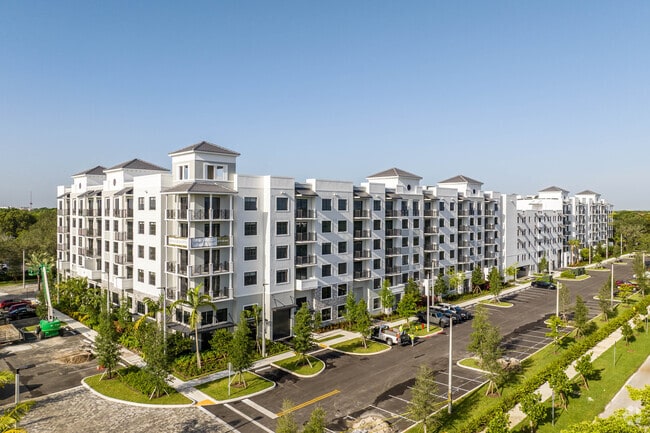 Photo - Leena Plantation Apartments