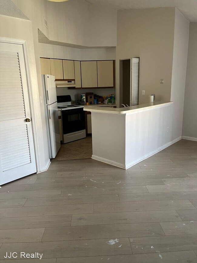 Building Photo - 2 br, 1.5 bath House - 77 Cape Dorey