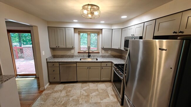 Photo - 325 Princeton Ave House