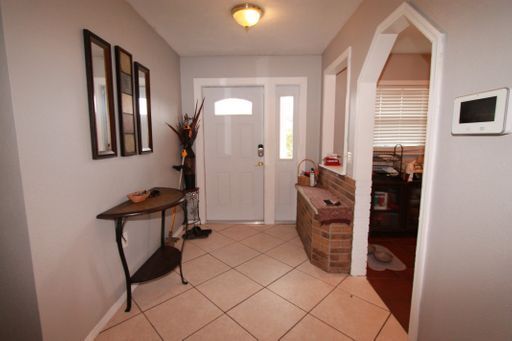 Building Photo - Deltona - 3 Bedrooms 2 Bathrooms - 1395.00