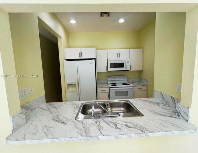 Foto del edificio - 23712 SW 110th Ave