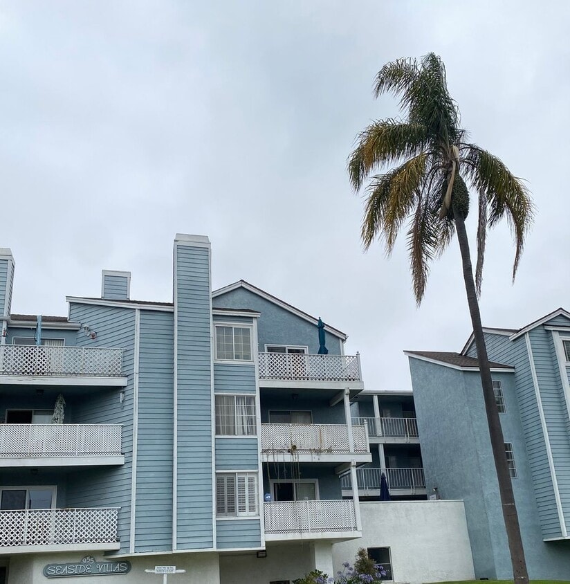 Primary Photo - Alamitos Beach Spacious Condo