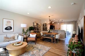 Foto del edificio - 8483 Cromwell Ct