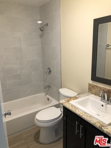 Foto del edificio - 222 E 25th St