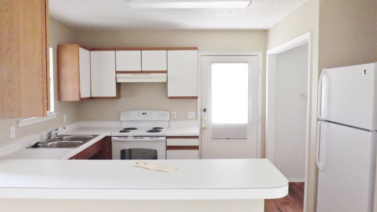 Foto principal - 4101 Sayle St