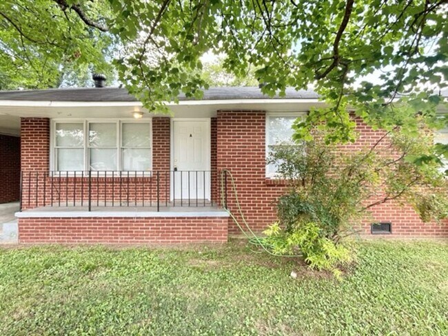 Foto del edificio - 1200 Meadow Dr NW