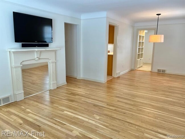 Foto del edificio - 4516 Robinwood Ave