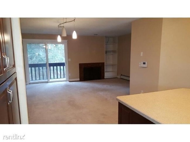 Building Photo - 6446 Village Pky