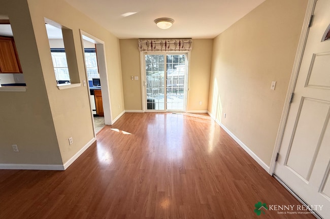 Building Photo - Spacious 3-Bedroom Home in Desirable Neighborhood in South San Francisco