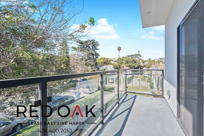 Building Photo - ~2 Weeks FREE~ Stunning Four Bedroom with ...