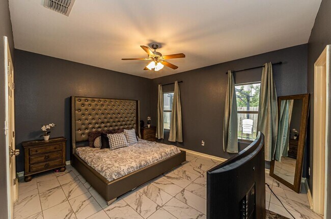 Building Photo - 412 Pargo Dr