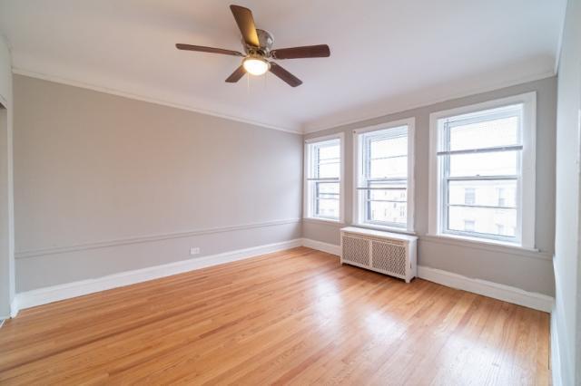 Foto del edificio - 2 bedroom in CHICAGO IL 60659