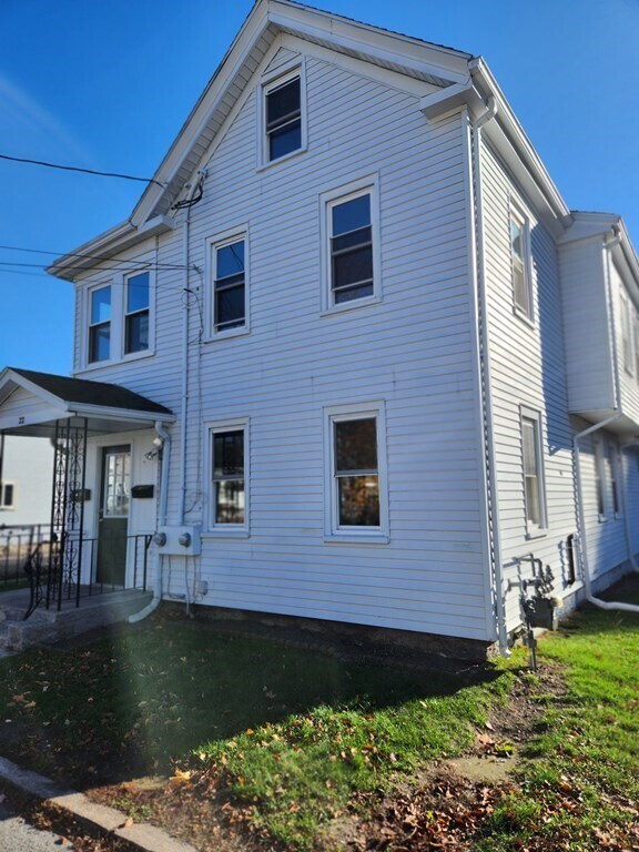 22 Voses Ct, Stoughton, MA 02072 Townhome Rentals in Stoughton MA