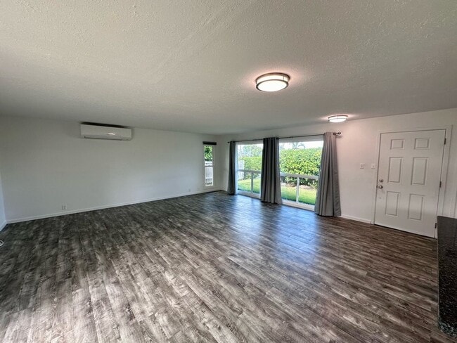 Building Photo - For Rent – [Ali’I Shores] 46-132 Humu St. ...