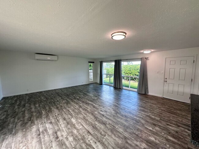 Foto del edificio - For Rent – [Ali’I Shores] 46-132 Humu St. ...