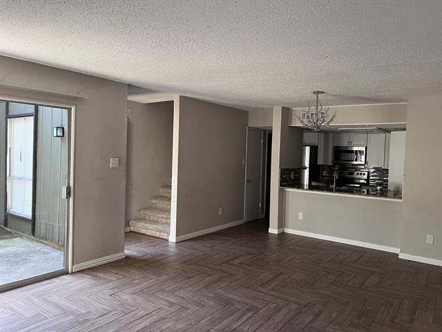 Building Photo - 4627 Country Creek Dr