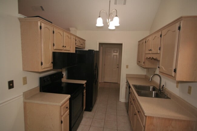 Building Photo - 1388 Milestone Dr