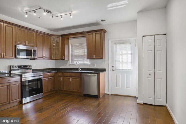 Foto del edificio - 1529 Tanner St SE