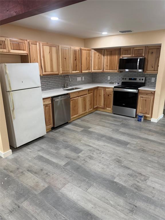 Building Photo - 212 TX-21