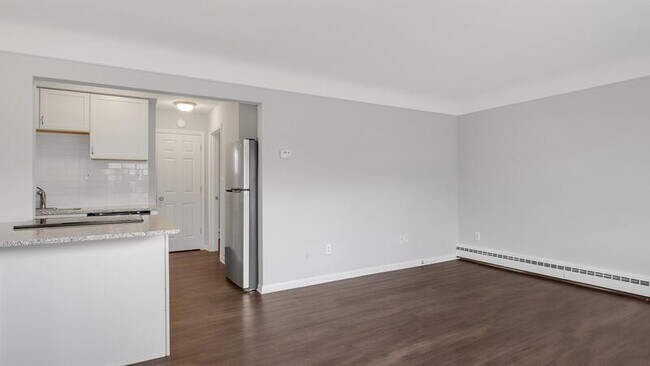 Foto del edificio - 1619 W Nine Mile Rd