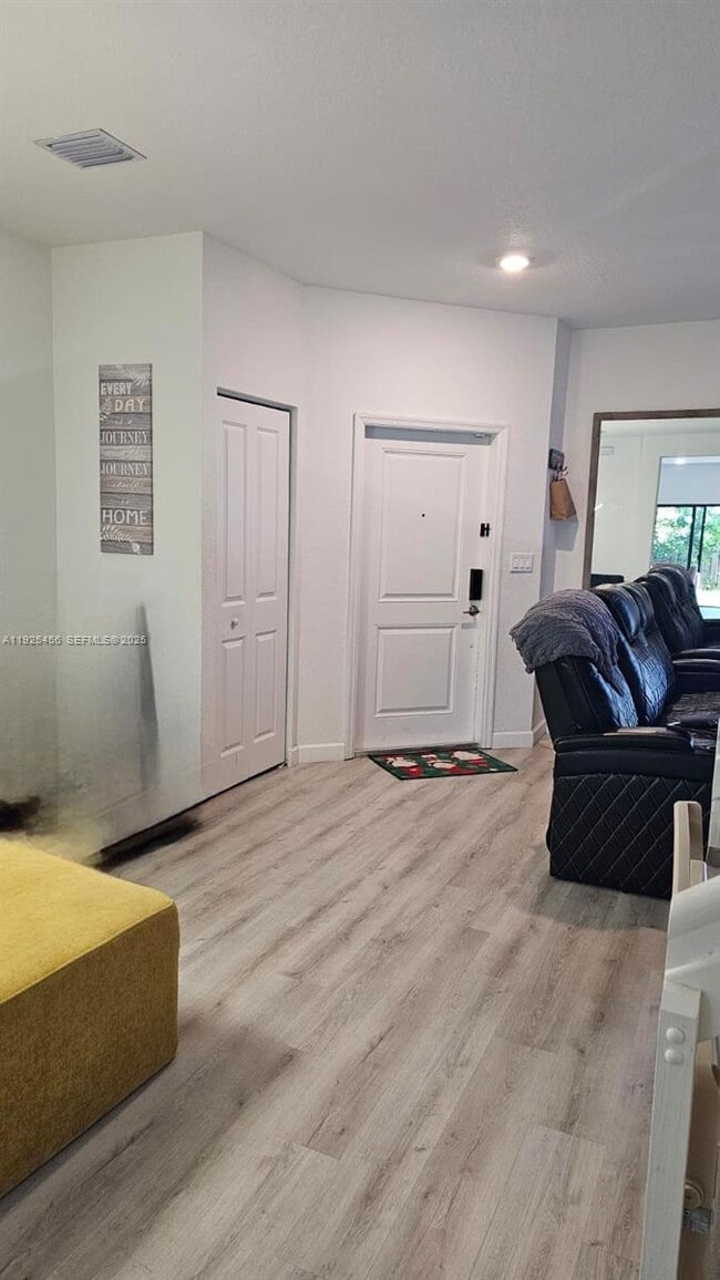 Foto del edificio - 23357 SW 129th Path