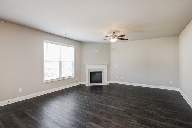Foto del edificio - 3356 BRYANT MEADOWS CIR