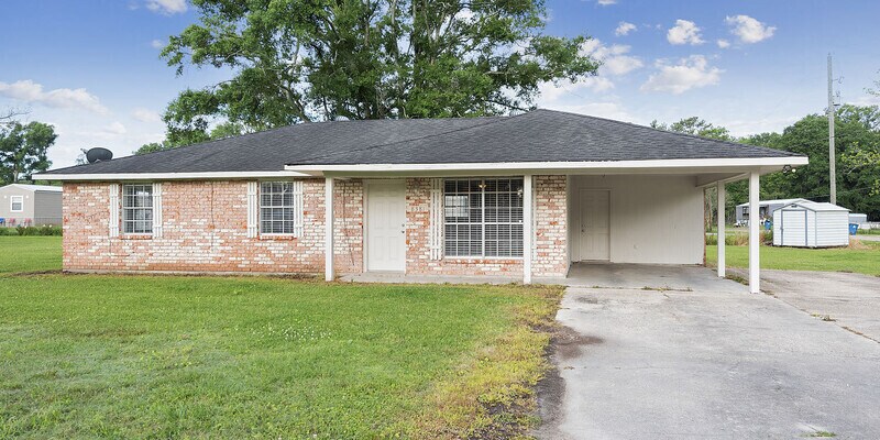 Primary Photo - 8381 Oak St.