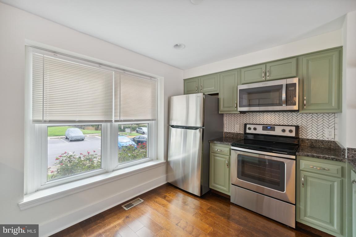 7671 Wolford Way, Lorton, VA 22079 Townhome Rentals in Lorton VA