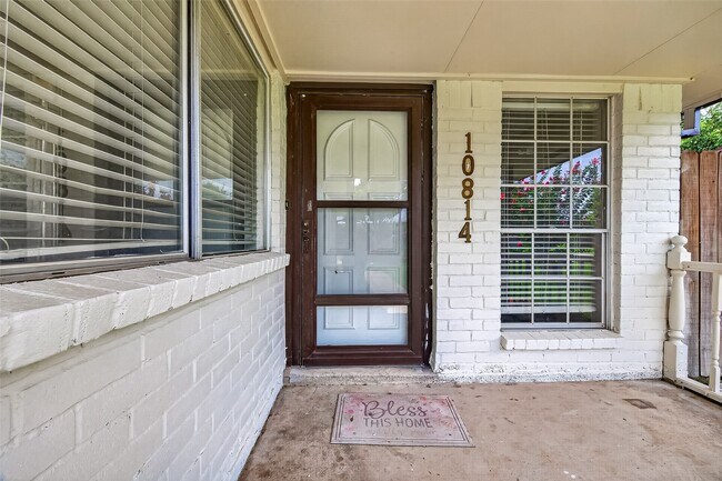 Foto del edificio - 10814 Parkland Woods Dr