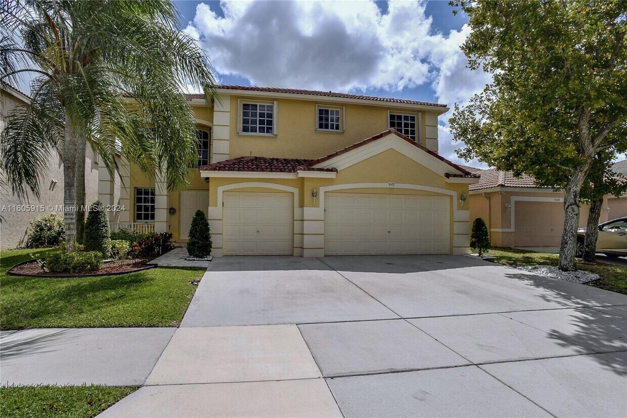4322 Fox Ridge Dr, Weston, FL 33331 House Rental in Weston, FL