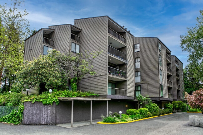 Building Photo - 6858 139th Ave NE