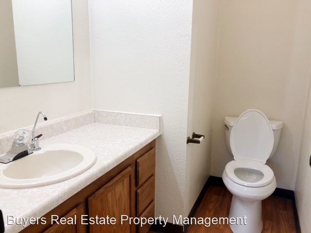 Foto del edificio - 3 br, 1.5 bath House - 8100 Seaview Street