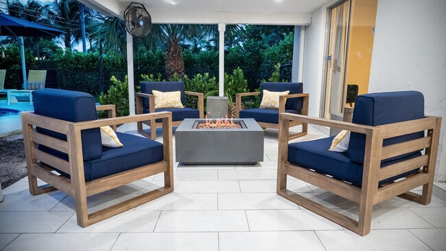 Foto del edificio - 518 Sunshine Dr