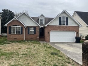 Building Photo - 2285 Oak Hill Dr