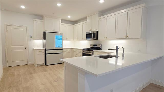 Building Photo - 9015 Scarp Hl Ln