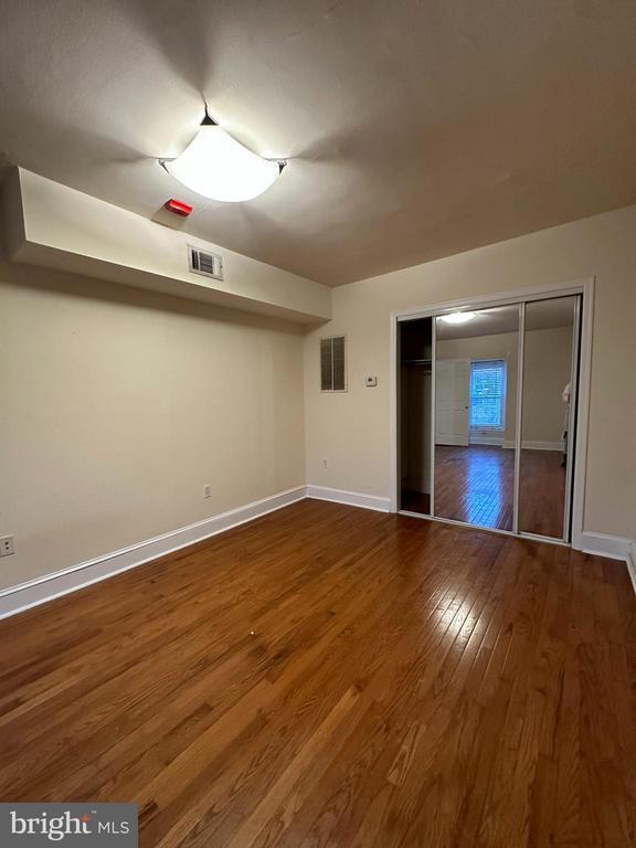 Foto del edificio - 3900 Terrace St