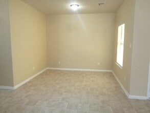 Building Photo - 8002 Big Oak Dr