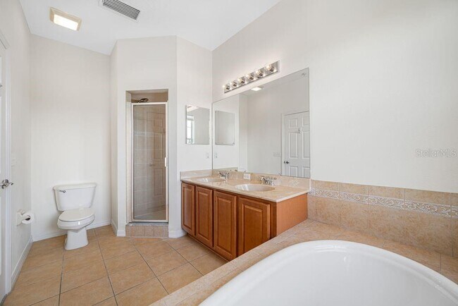 Foto del edificio - 7125 102nd Ln