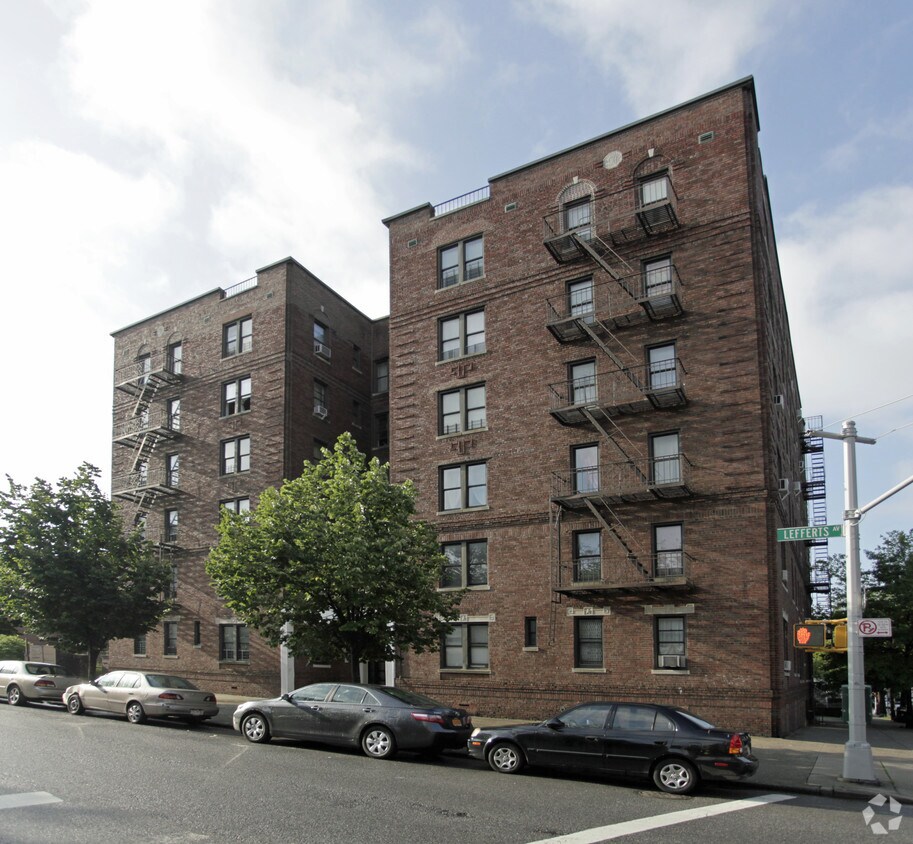 Primary Photo - 480 Lefferts Ave