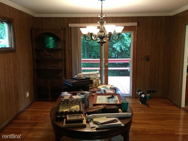 Building Photo - 4 br, 2.5 bath House - 58 Quakerbridge Rd