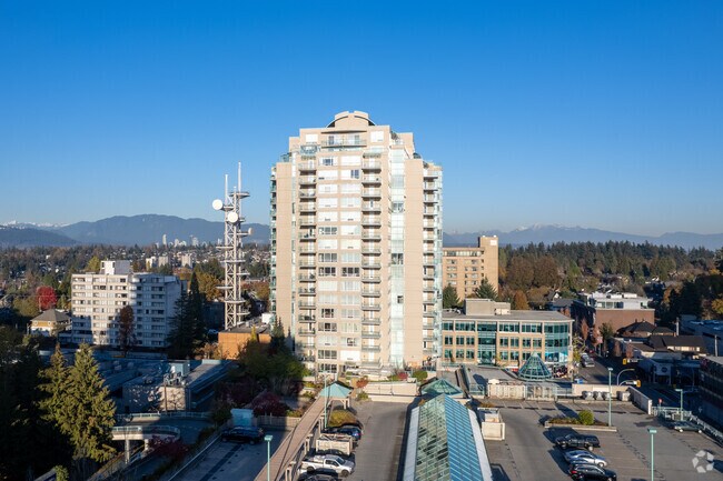 Building Photo - The Woodward