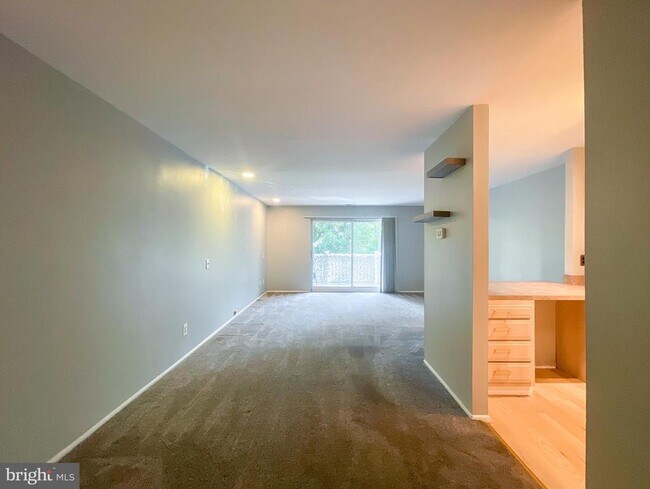 Foto del edificio - 46 Township Line Rd