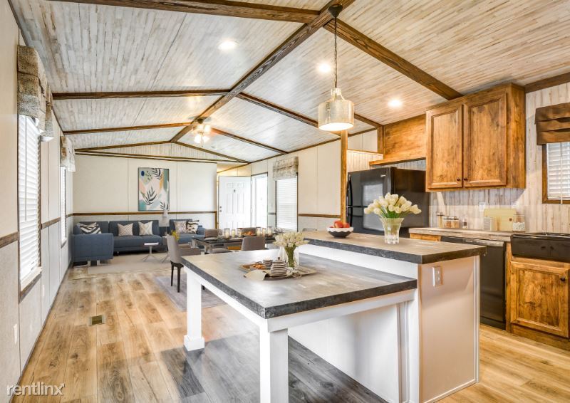 Primary Photo - 3 br, 2 bath Mobile Home - 222 Timberland Ln