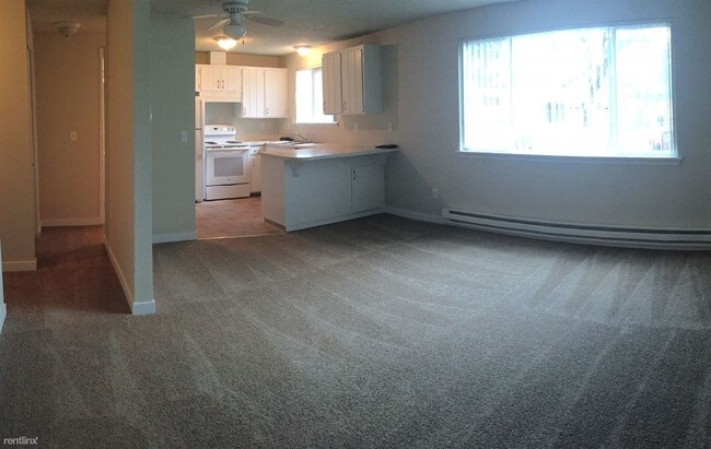 Building Photo - 16515 B St E