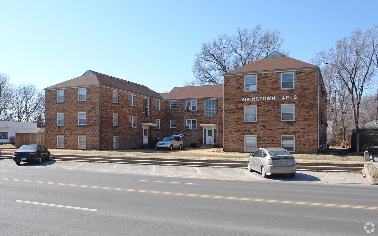 Building Photo - Vikingtown Apts.