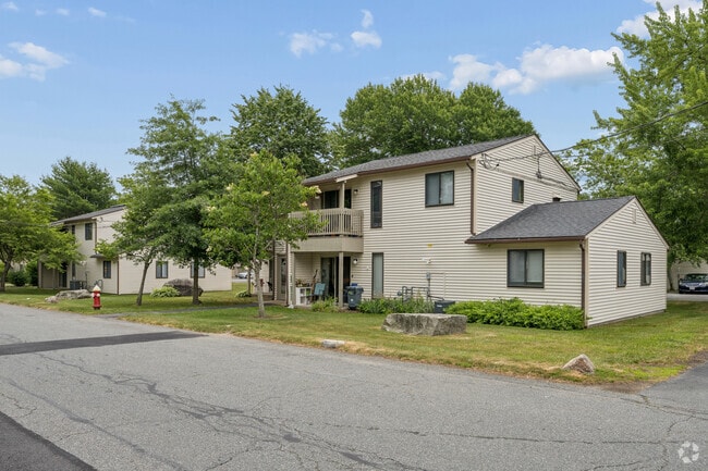 Building Photo - Hidden Brook Apartment Homes