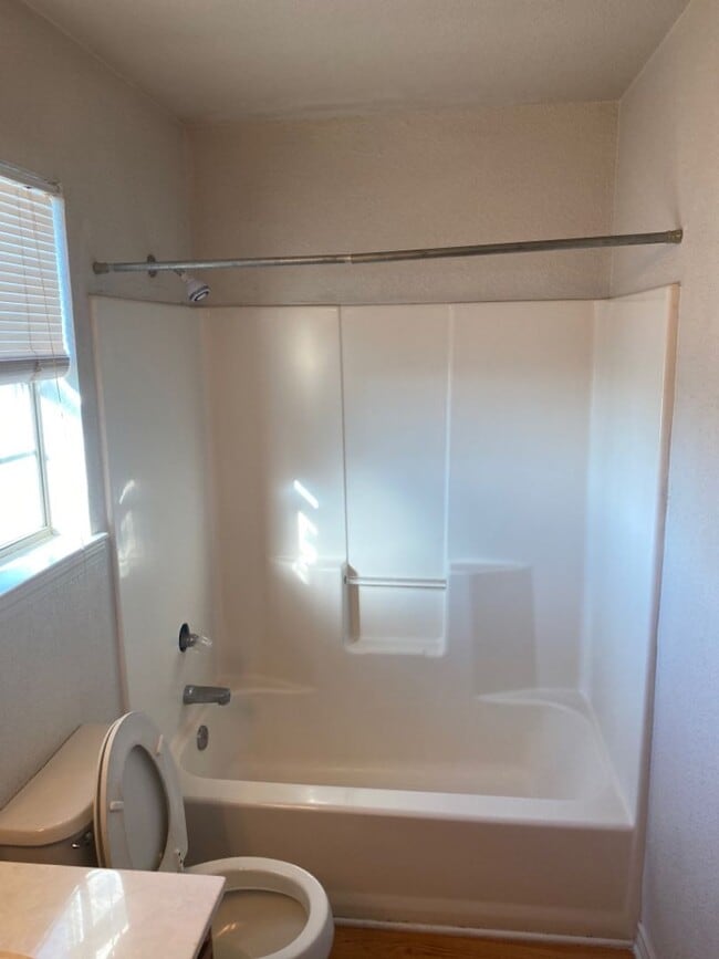 Foto del edificio - AVAILABLE SOON!