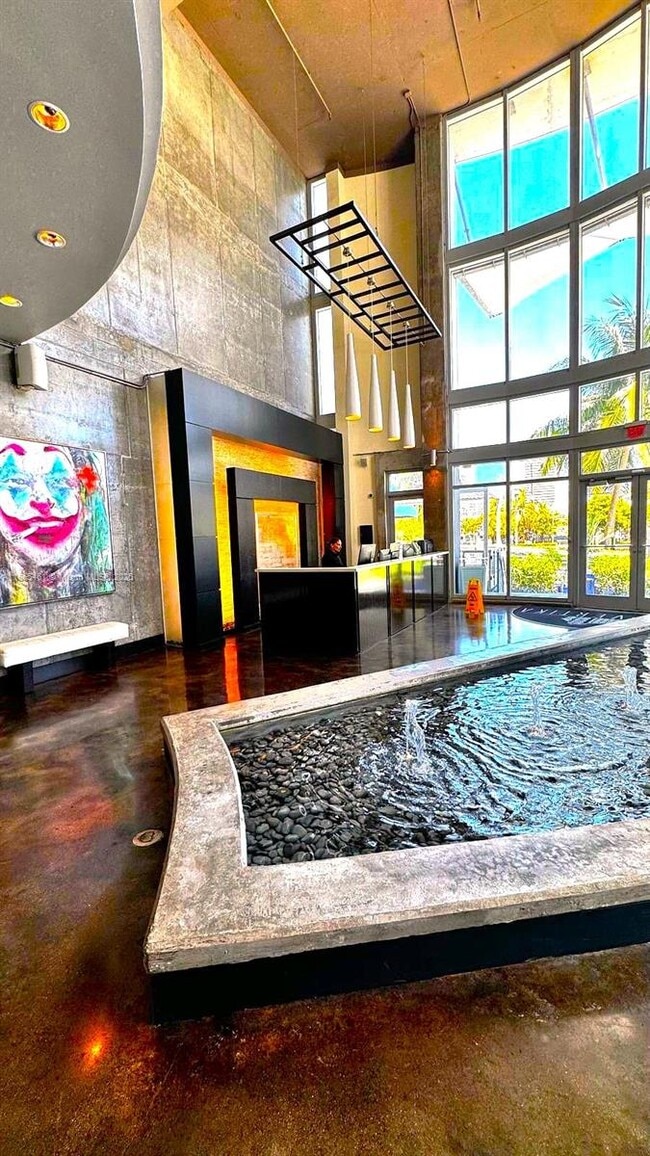 Foto del edificio - 690 SW 1st Ct