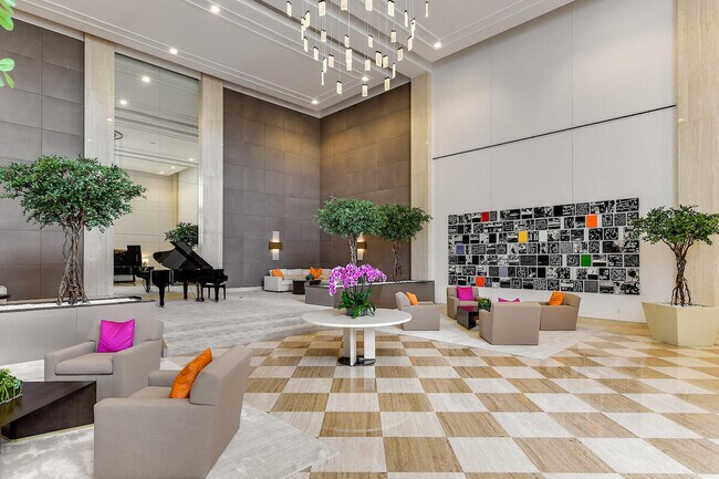 Building Photo - 529 S Flagler Dr