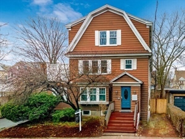 Building Photo - 109 Rockview St